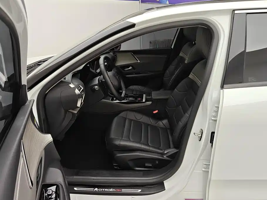 Фото 9 - Citroën Versailles C5 X