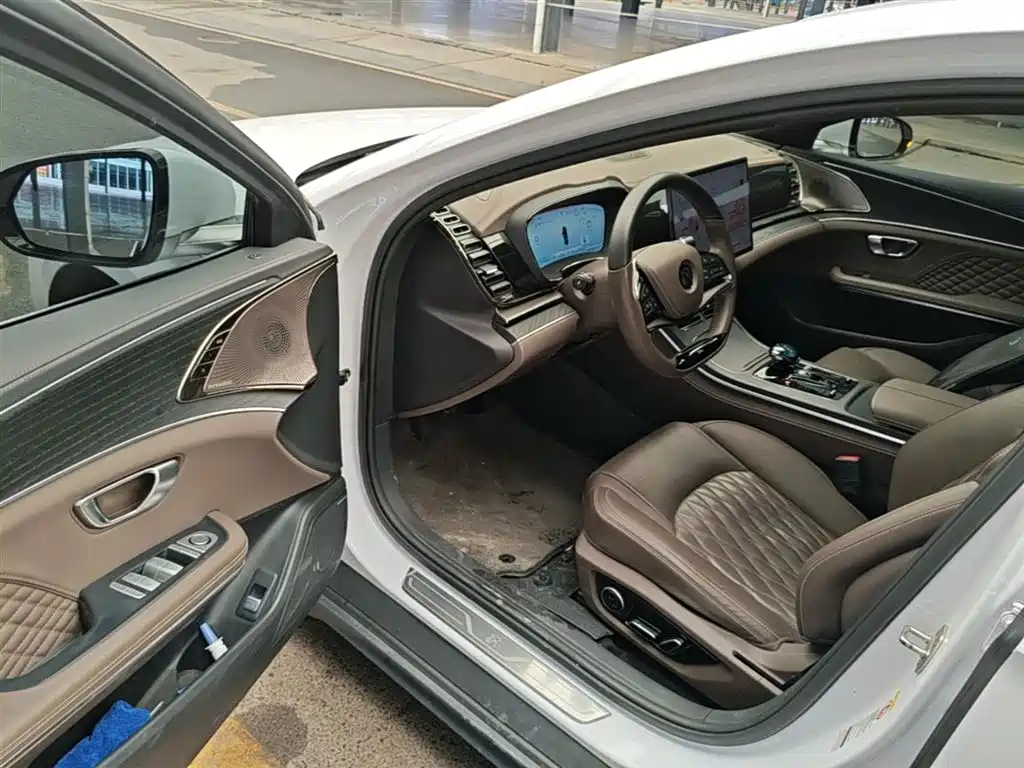 BYD HAN