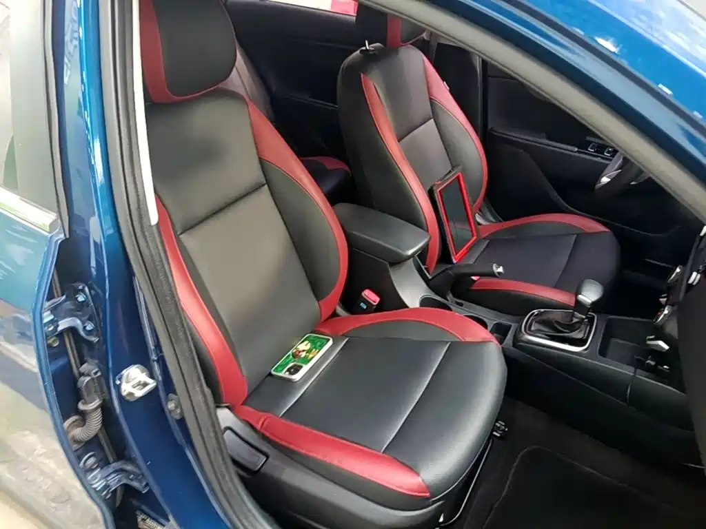 Kia KX CROSS 2018 2017 1.4L AT GLS