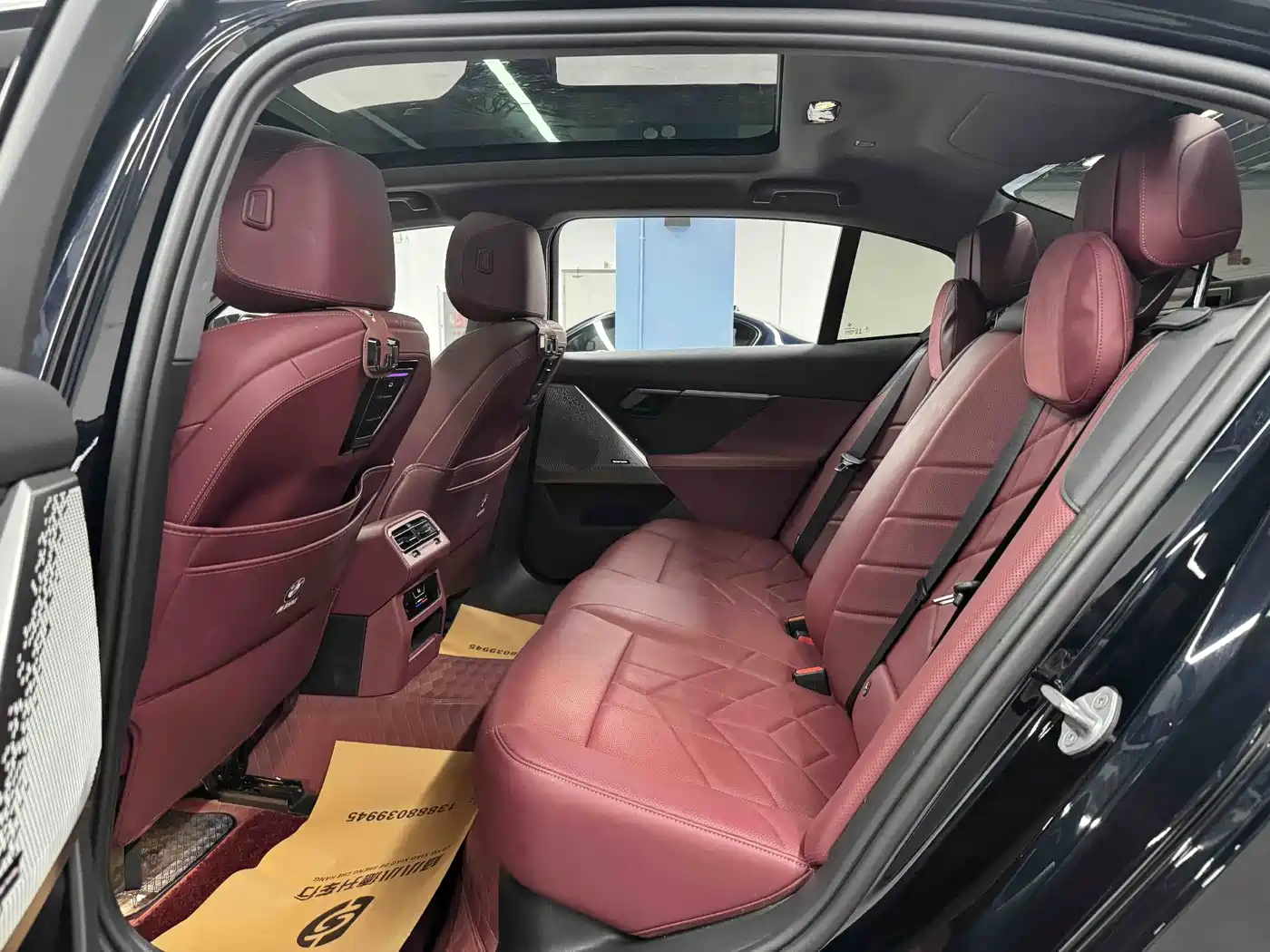 BMW 5 Series 2025 530Li Leading M Sport Package фото 21