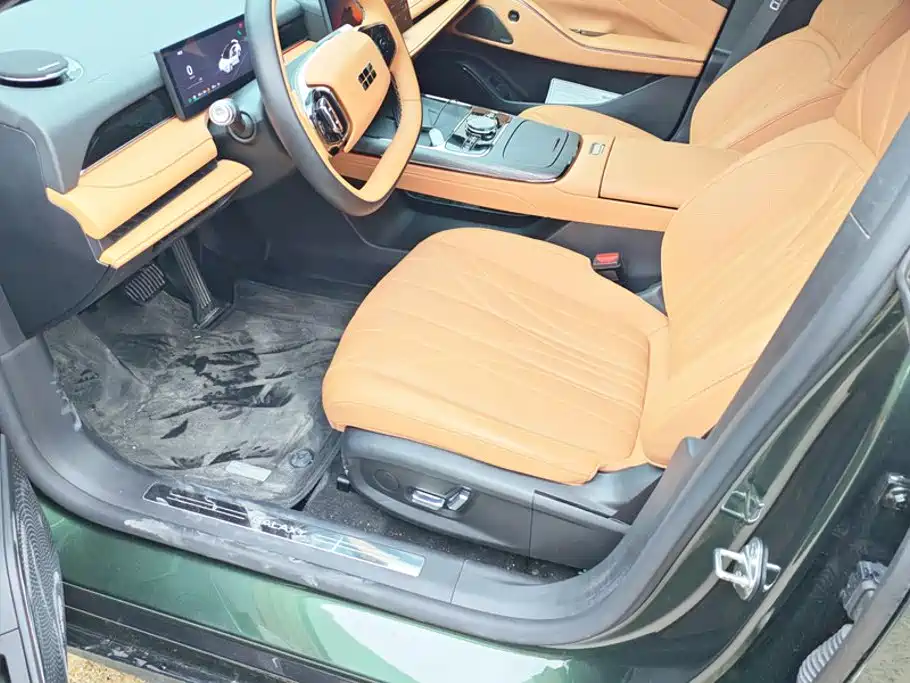 Geely Galaxy Galaxy Xingyao 8 2025 2025 130km EM-i Premium Edition