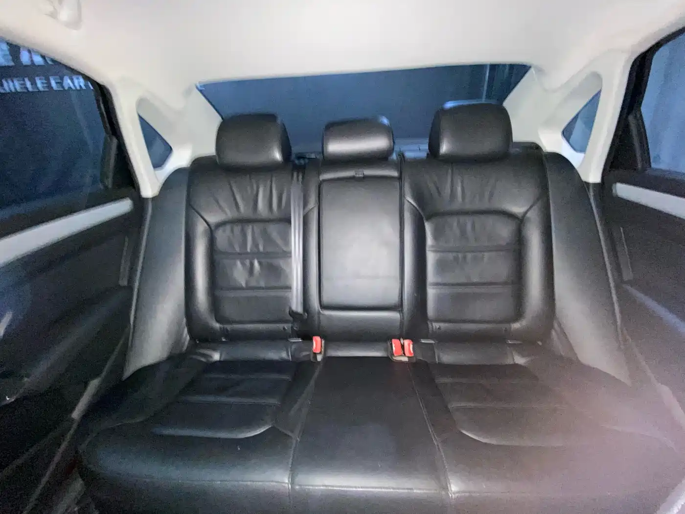 Volkswagen Passat 2014 1.8TSI DSG Luxury Edition фото 13
