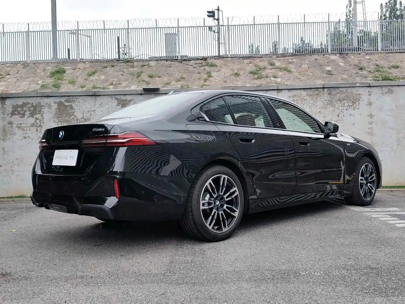 BMW 5 Series (Import) 2025 2024 Model 525i M Sport Package