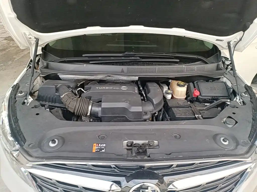 Фото 20 - Buick GL8
