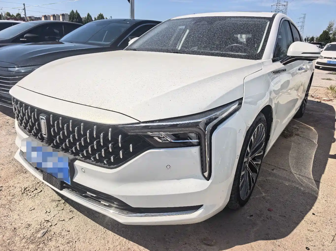 Photo 1 - Besturn B70