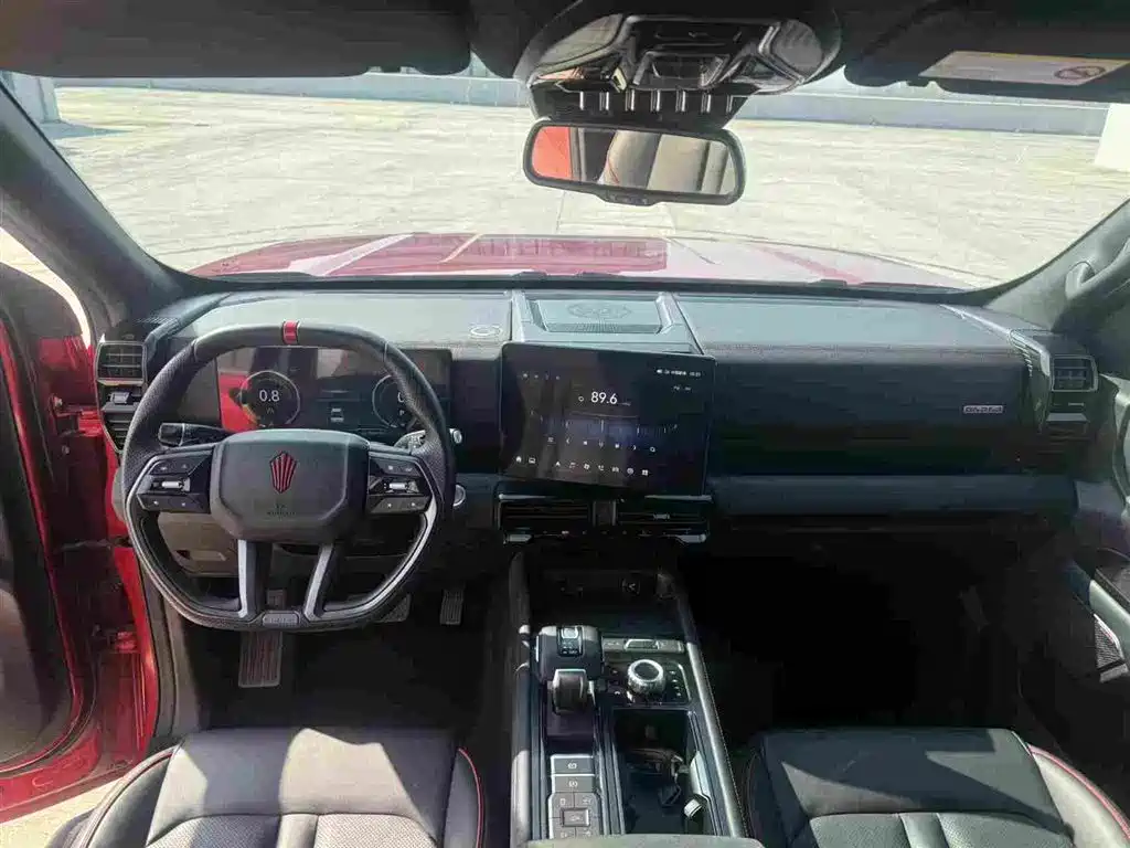 Jiangling Dadao 2025 2024 Explorer 2.3T Diesel Automatic 4WD Extreme Edition