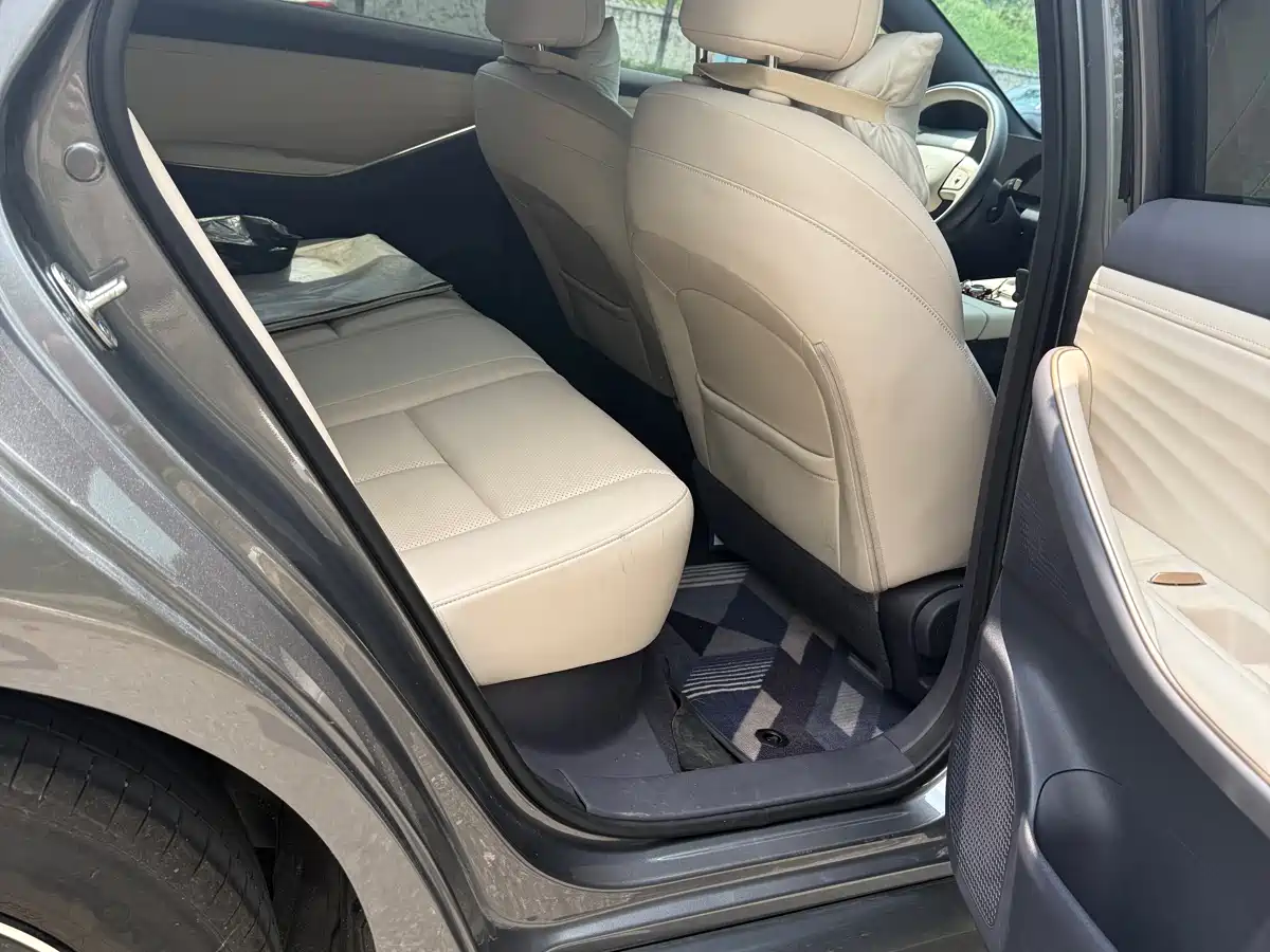 Nissan N6 2025 Low Configuration фото 7