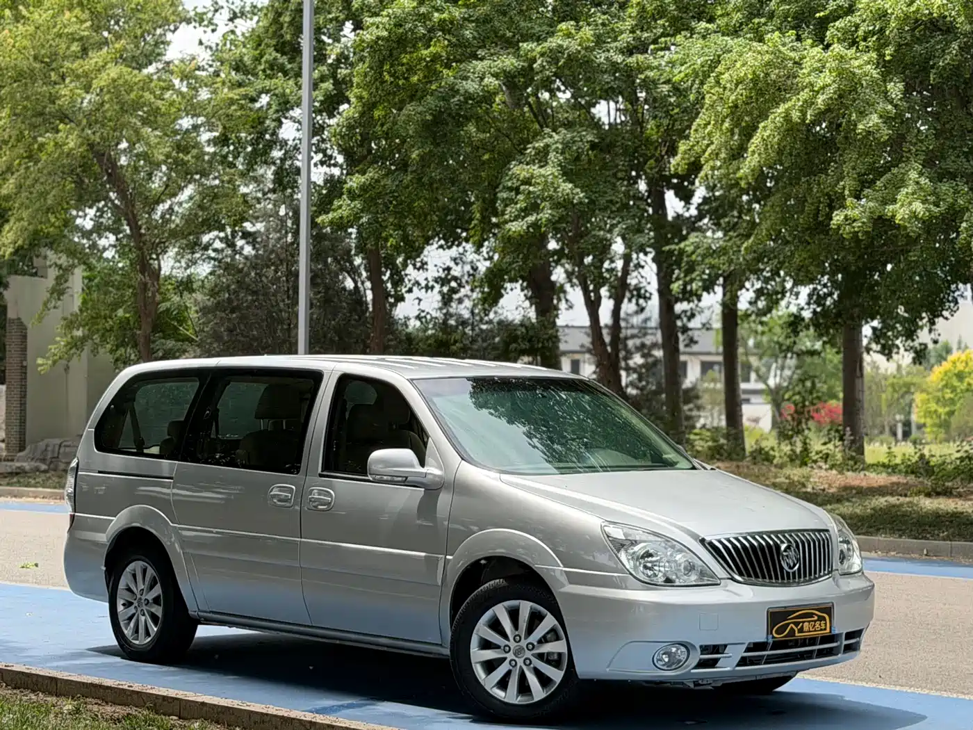 Buick GL8 2014 2.4L Classic Edition фото 5