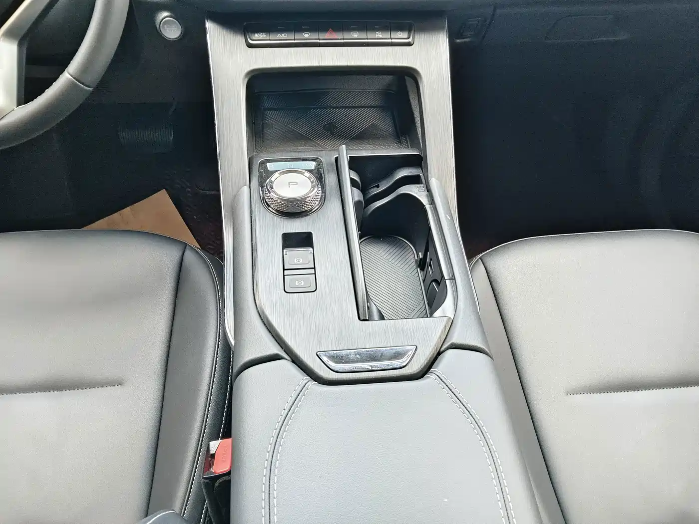 Photo 7 - Haval H6
