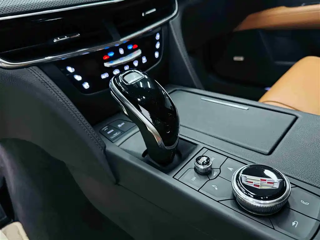 Cadillac CT6 2020 28T Luxury фото 16