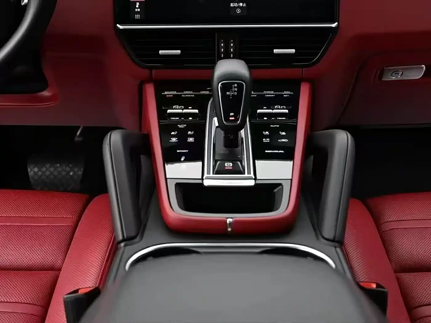 Porsche Cayenne 2019 Cayenne 3.0T фото 6