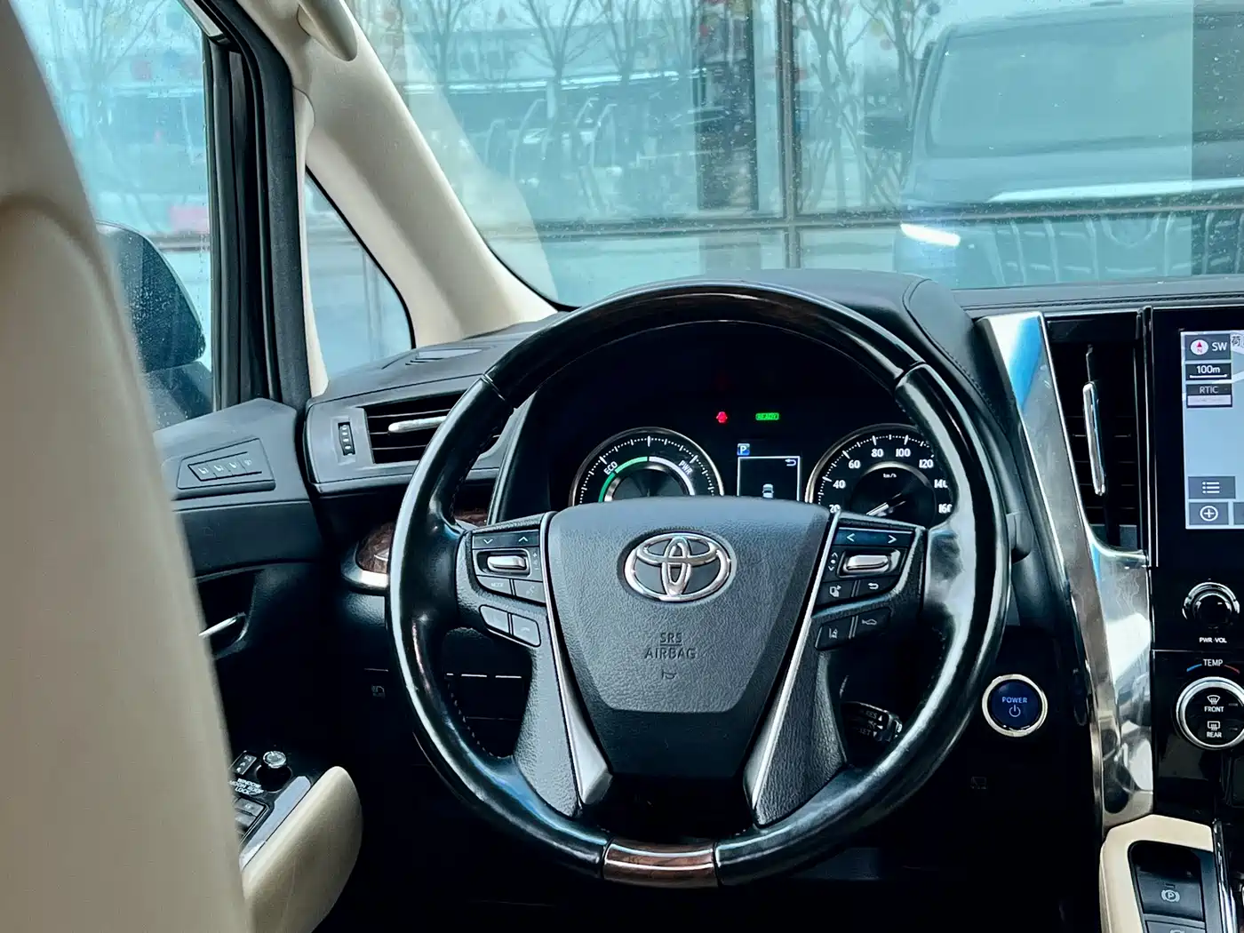 Toyota Alphard 2020 Hybrid 2.5L Luxury Edition фото 9