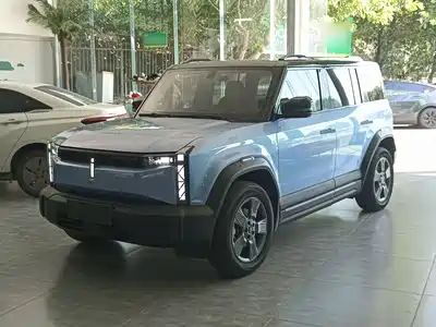 iCAR 03