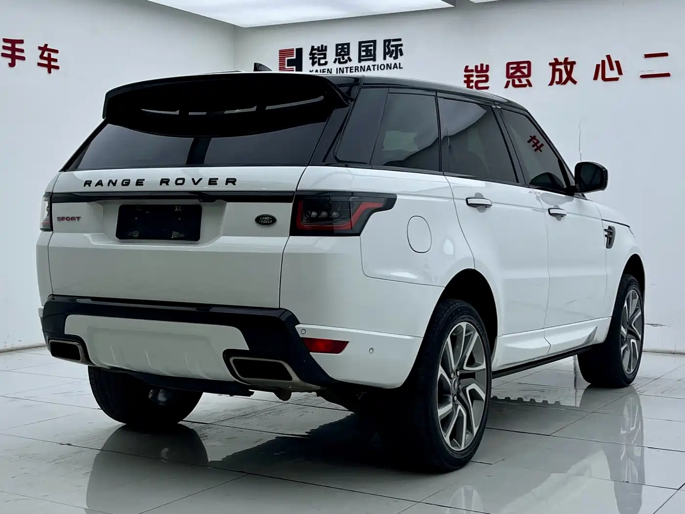 Land Rover Range Rover Sport 2018 3.0 SC V6 Fashion Genesis DYNAMIC фото 28