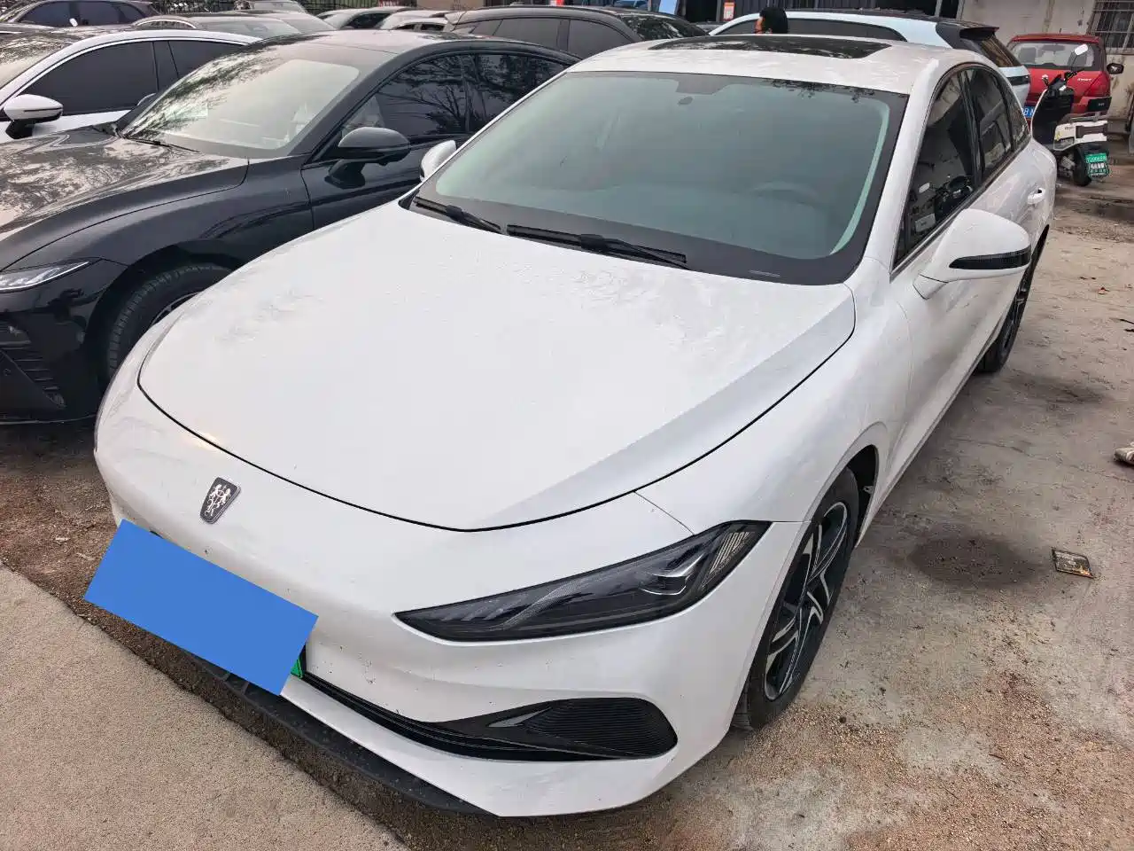 Фото 1 - Roewe D7
