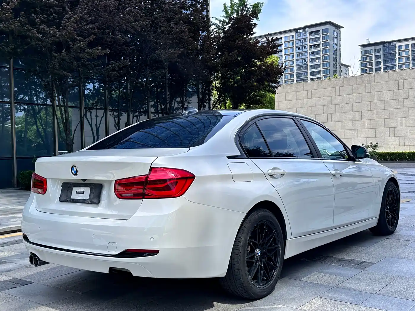 BMW 3 Series 2017 320Li Fashion фото 4
