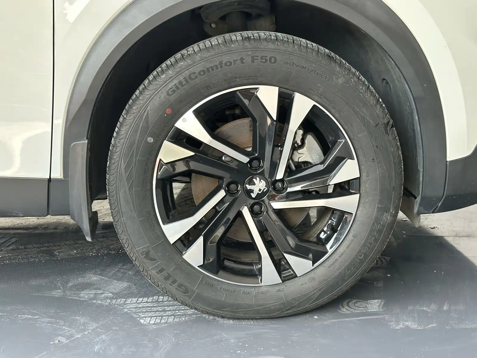صورة 13 - Peugeot 2008