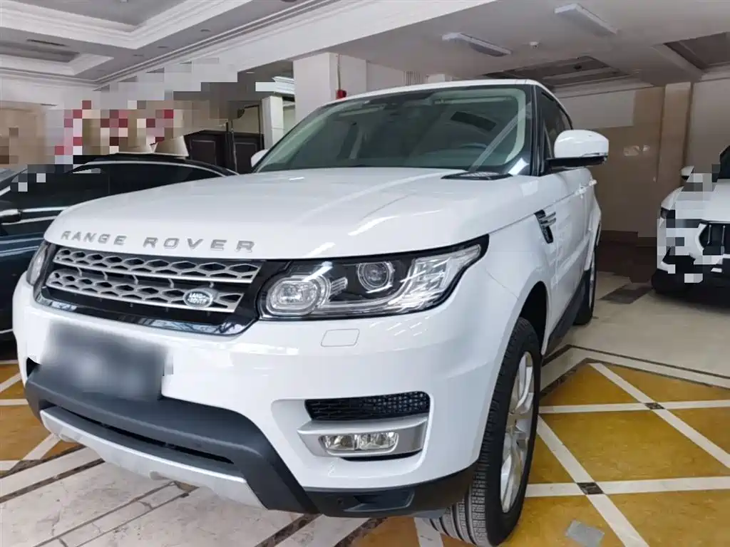 Land Rover Range Rover Sport 2015 3.0 SDV6 HSE фото 2