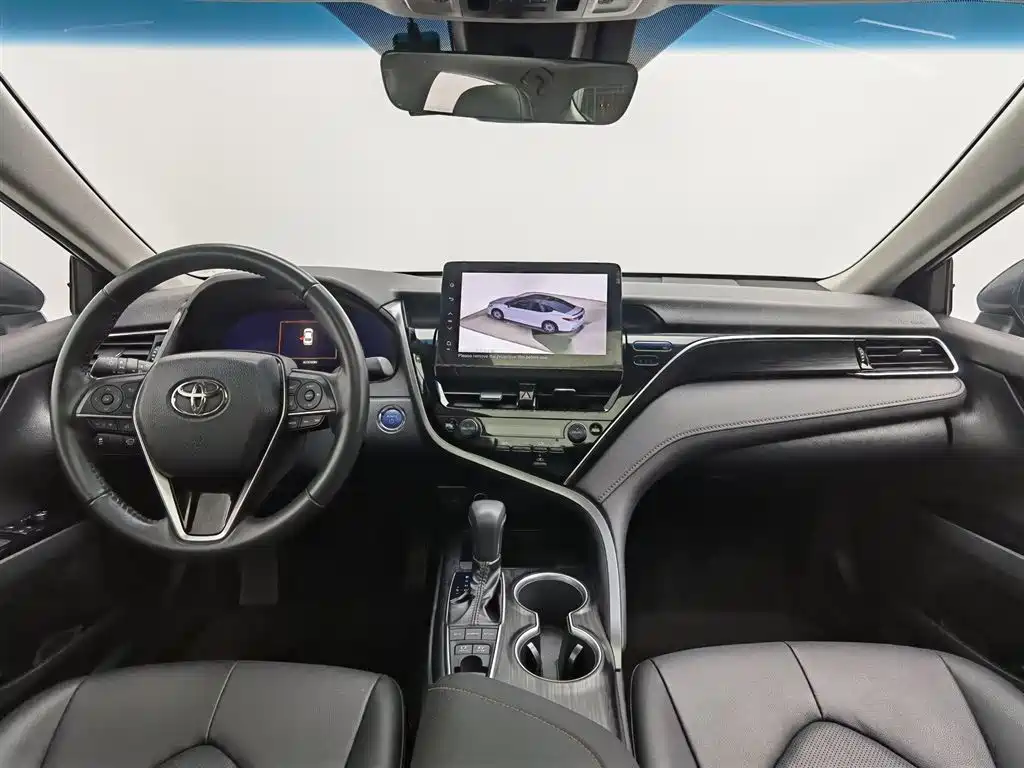 Toyota Camry 2023 Hybrid 2.5HG Luxury Edition фото 5