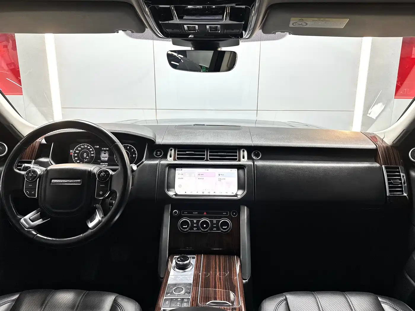 Land Rover Range Rover 2017 3.0 SC V6 Vogue LWB (Long Wheelbase) фото 11
