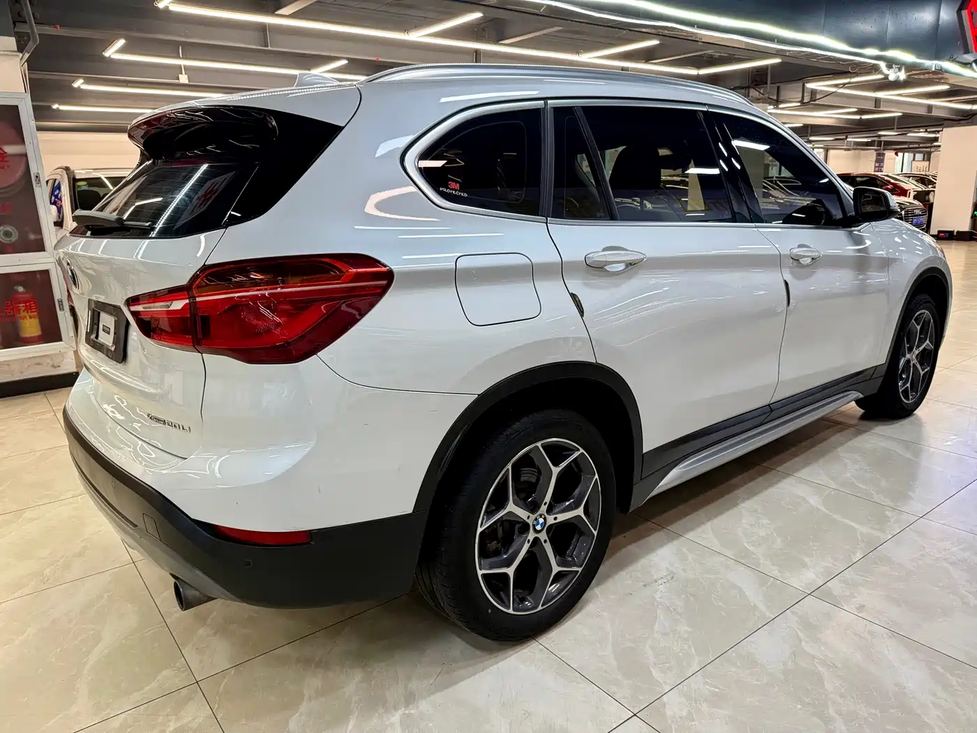 BMW X1 2019 xDrive20Li Premium Model фото 9