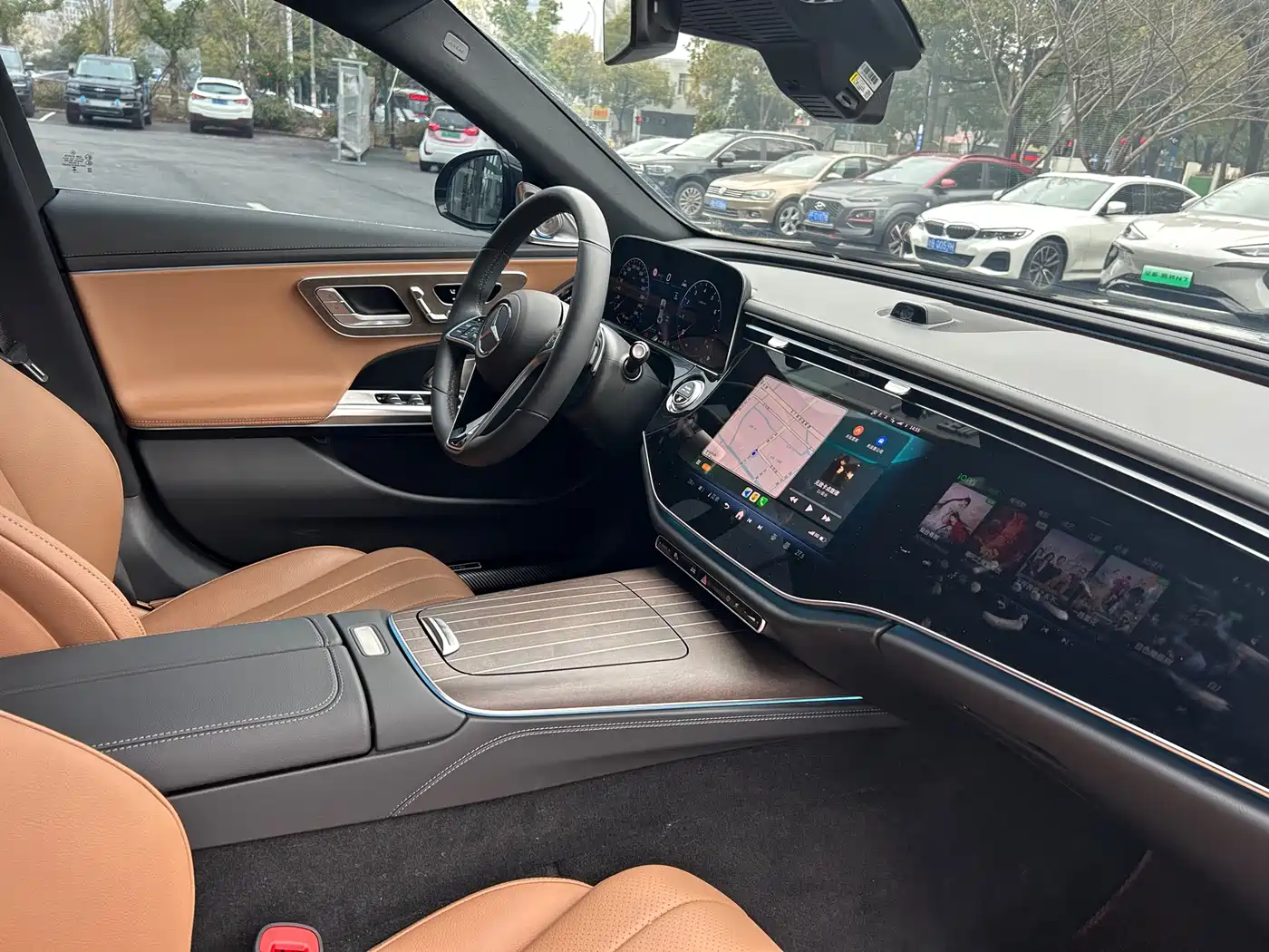 Mercedes-Benz E-Class 2024 E 300 L Fashion фото 10