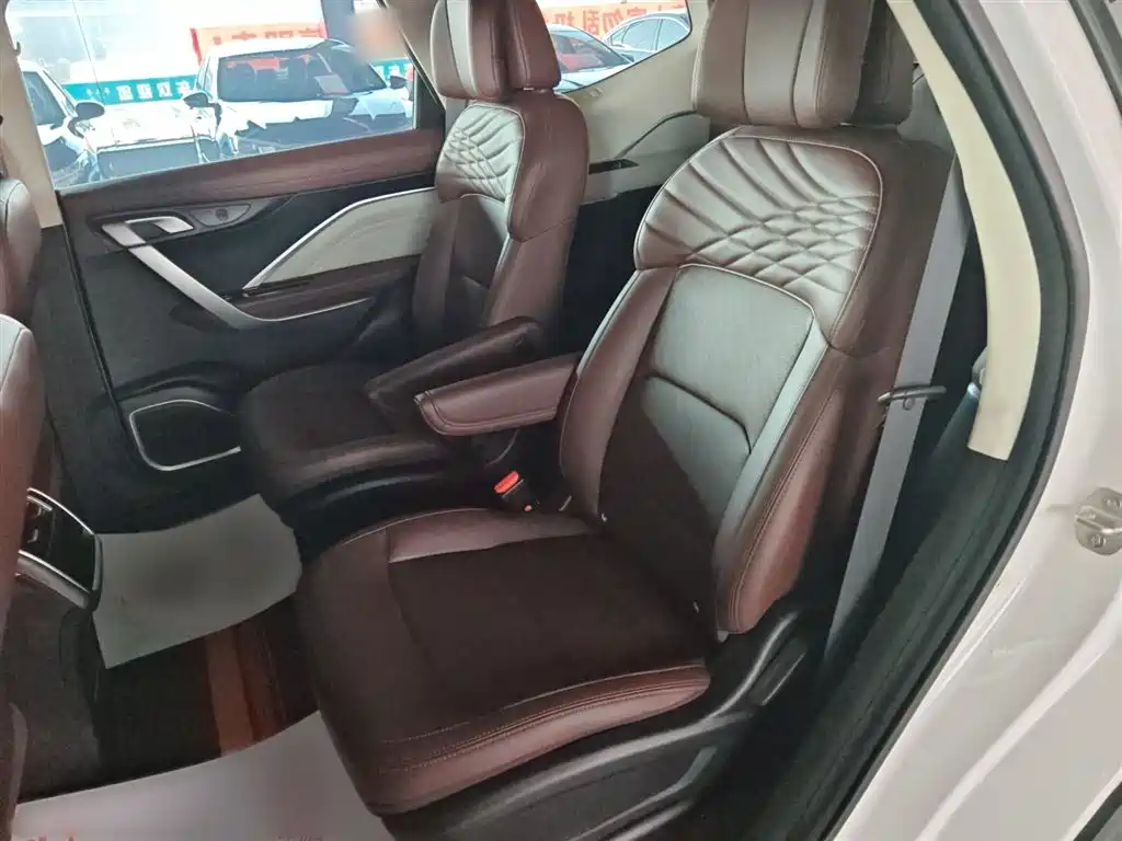 Geely Jia Ji 2023 2022 1.8TD DCT Platinum Comfort