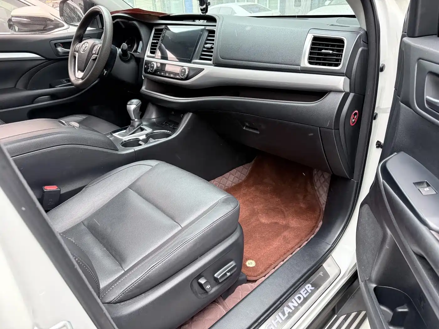 Toyota Highlander 2015 2.0T AWD Luxury Edition 7-seater фото 21