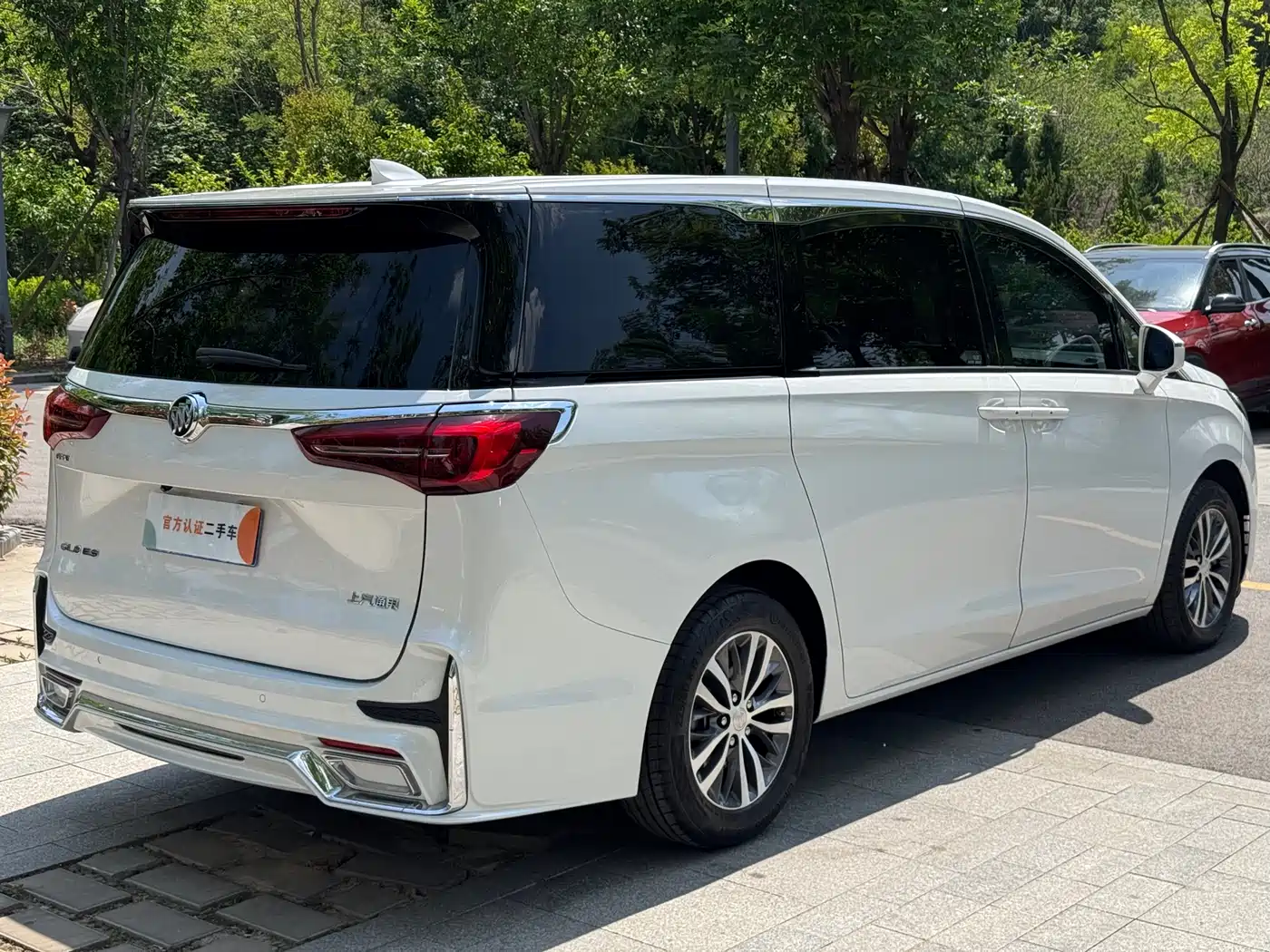 BUICK GL8