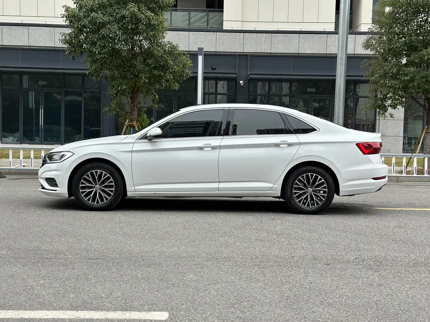 Volkswagen Sagitar 2019 280TSI DSG Comfort Edition China VI фото 4