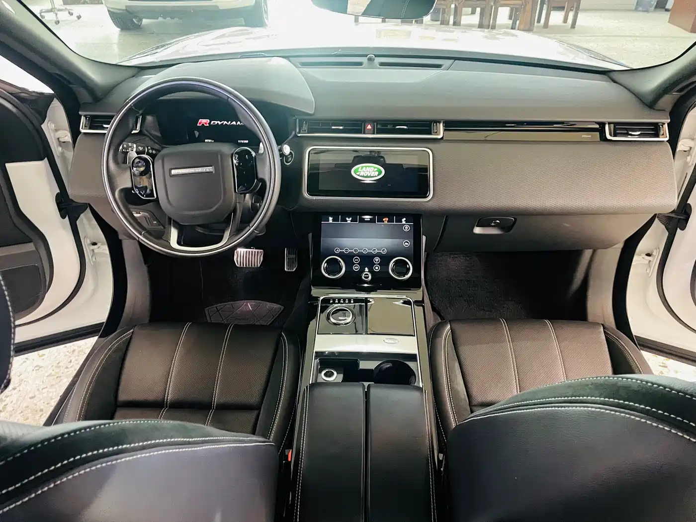 Land Rover Range Rover Velar 2020 P250 R-DYNAMIC S фото 5