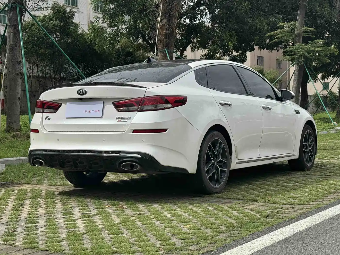 Kia K5 2019 Pro 2.0L Automatic Luxury Edition China VI фото 6