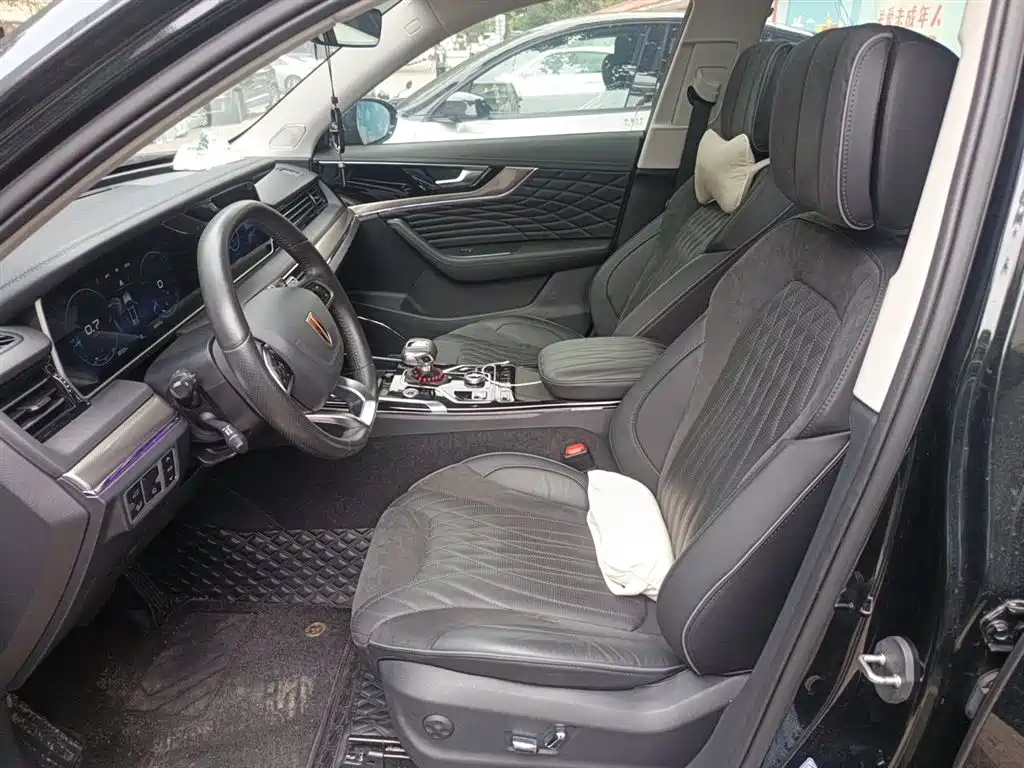 Hongqi HS5 2022 Facelift 2.0T Smart Flag Enjoyment Edition фото 12