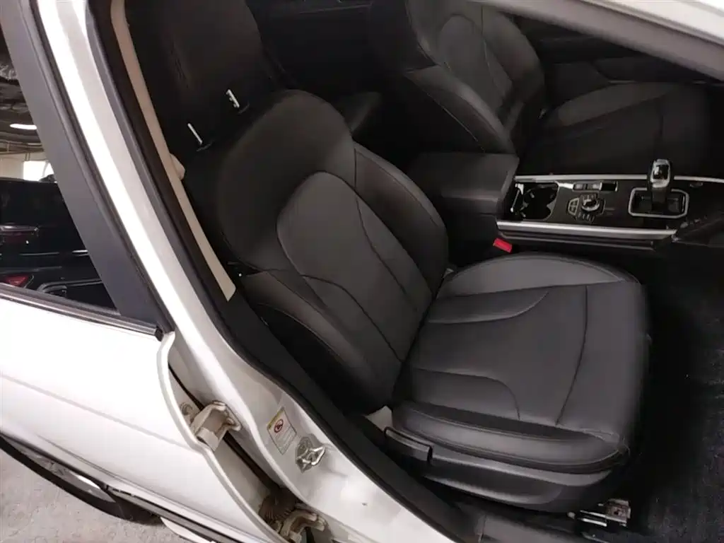 Haval H6 2018 Sport Edition 1.5T Automatic 2WD Elite China V фото 25