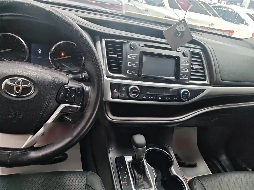 Toyota Highlander 2017 2.0T 4WD Premium 7-Seater фото 4