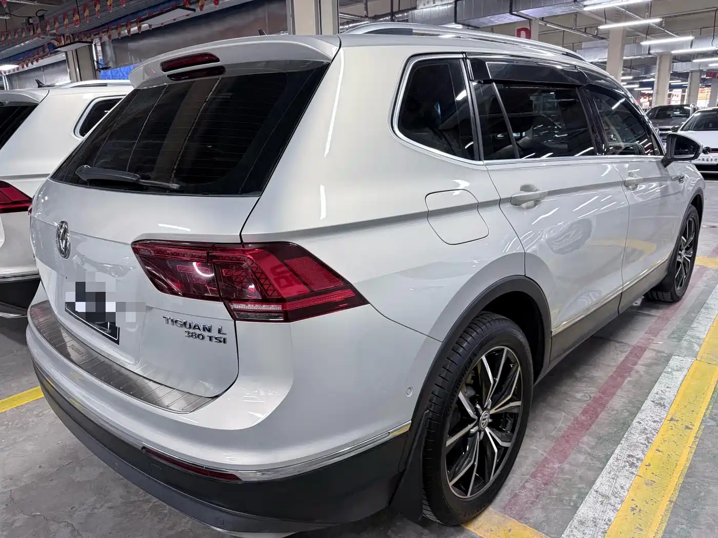 Volkswagen Tiguan L 2017 380TSI Automatic 4WD Flagship Edition фото 21