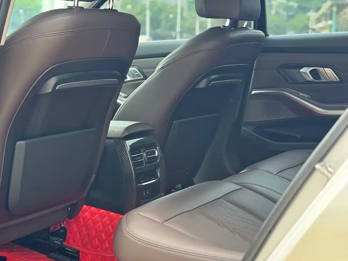 BMW 3 Series 2022 320Li M Sport Package фото 8