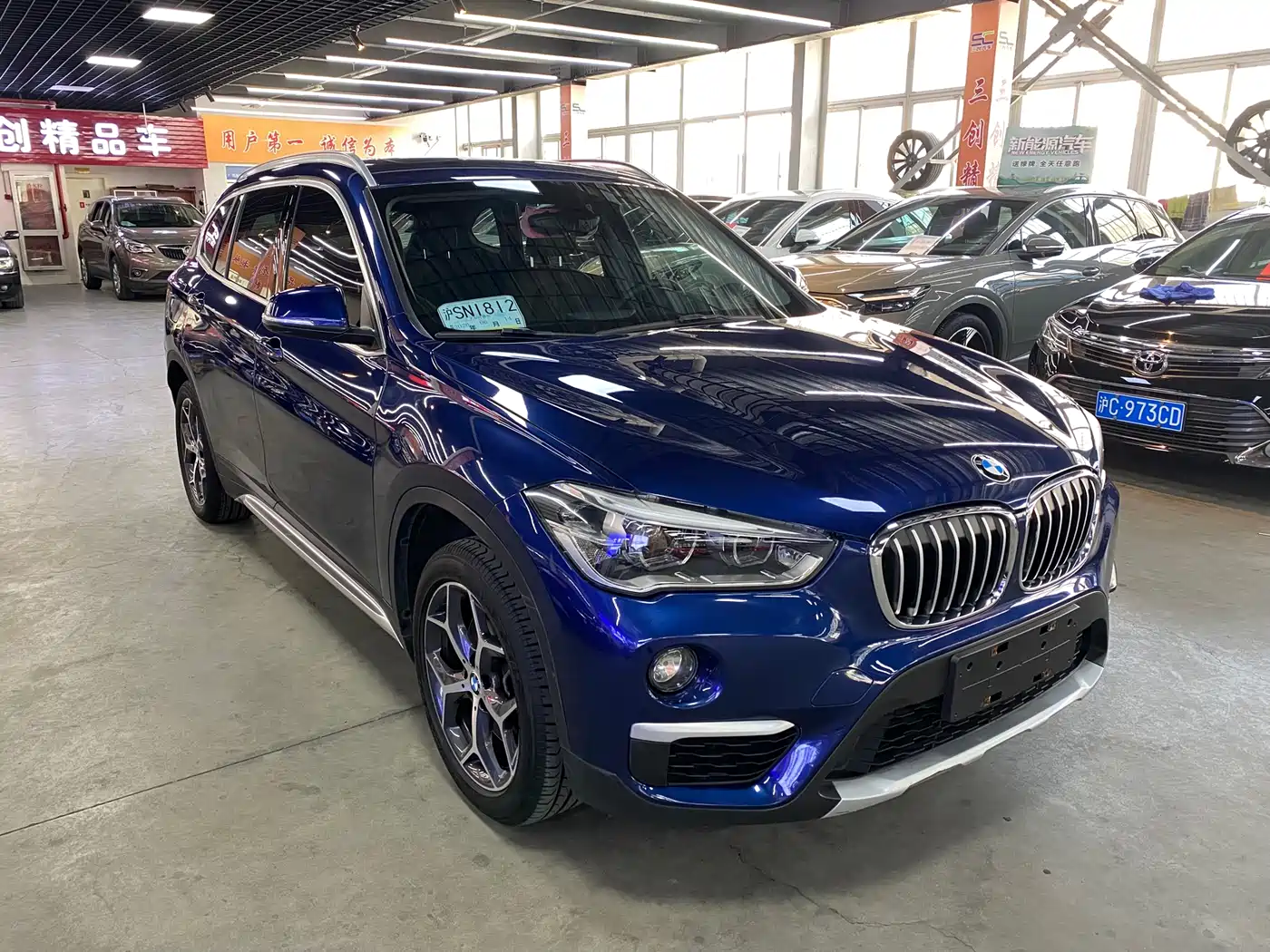 BMW X1 2019 xDrive20Li Premium Model фото 3