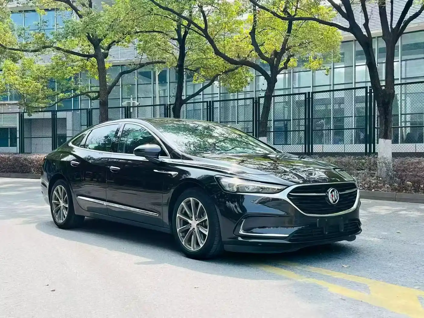 Buick LaCrosse 2021 652T Luxury Edition фото 3