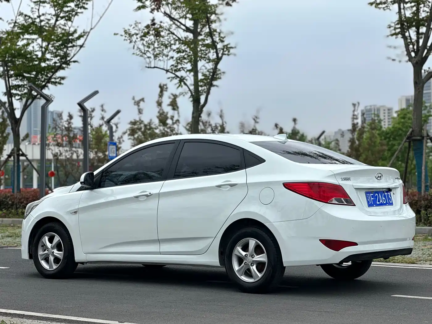Hyundai Verna 2014 1.4L Automatic Smart GLS фото 4