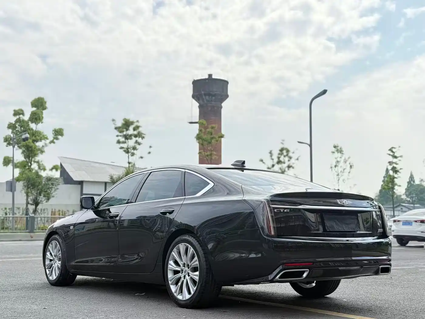 CADILLAC CT6
