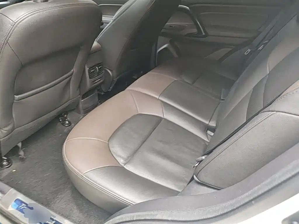 GAC Trumpchi Trumpchi GS4 2017 235T Automatic 2WD Luxury Smart Connected Edition фото 17
