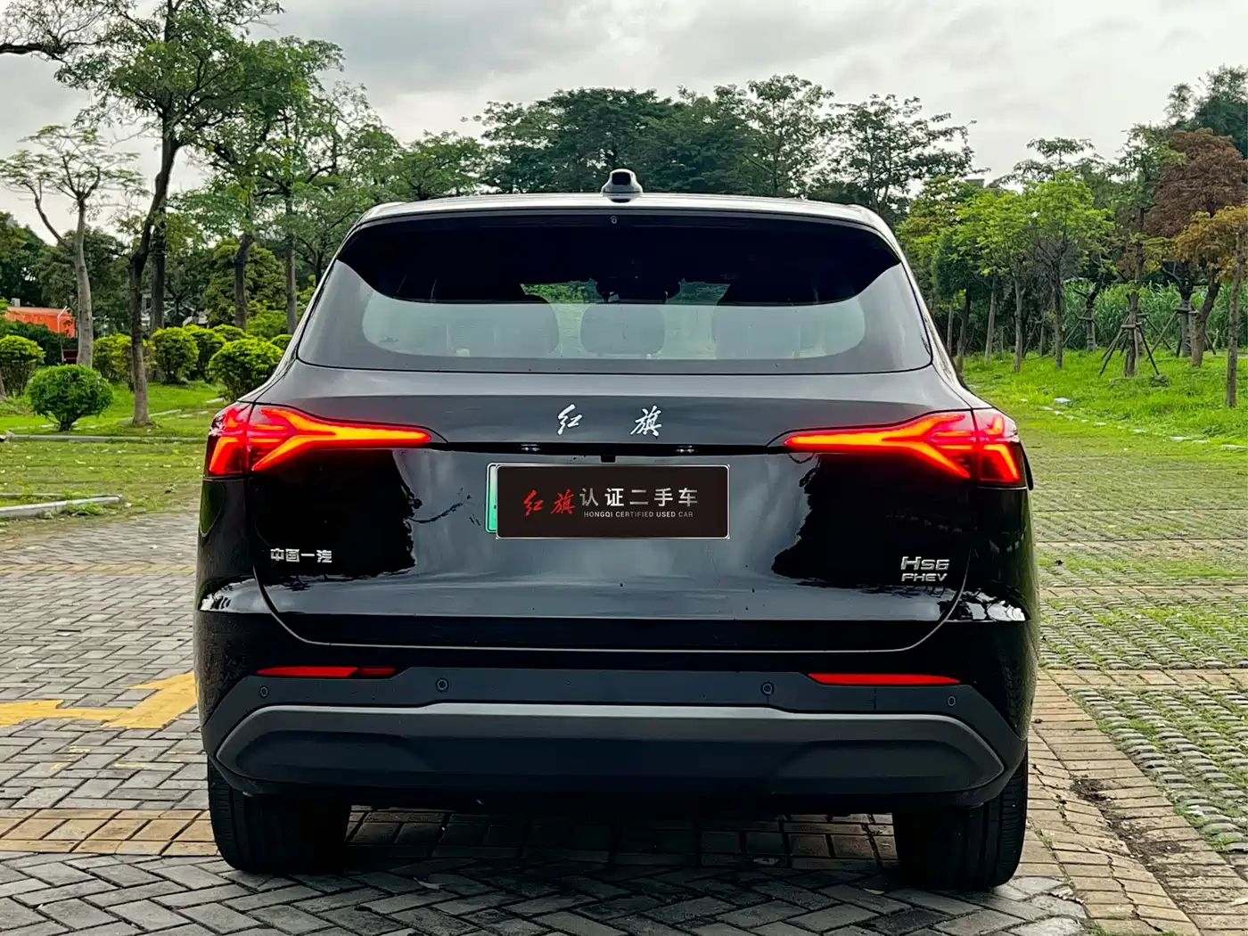Hongqi HS6 PHEV 2026 Model 220 Intelligent Hybrid Edition фото 3