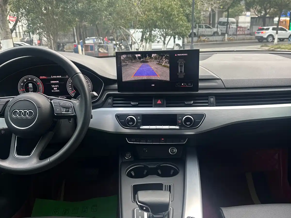 Audi A4L 2022 40 TFSI Luxury Elegance фото 10