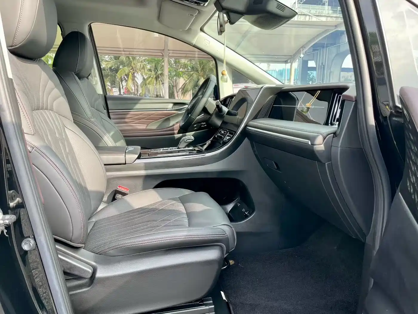 GAC Trumpchi Trumpchi M8 2024 Master Series 400T Premium Edition фото 4