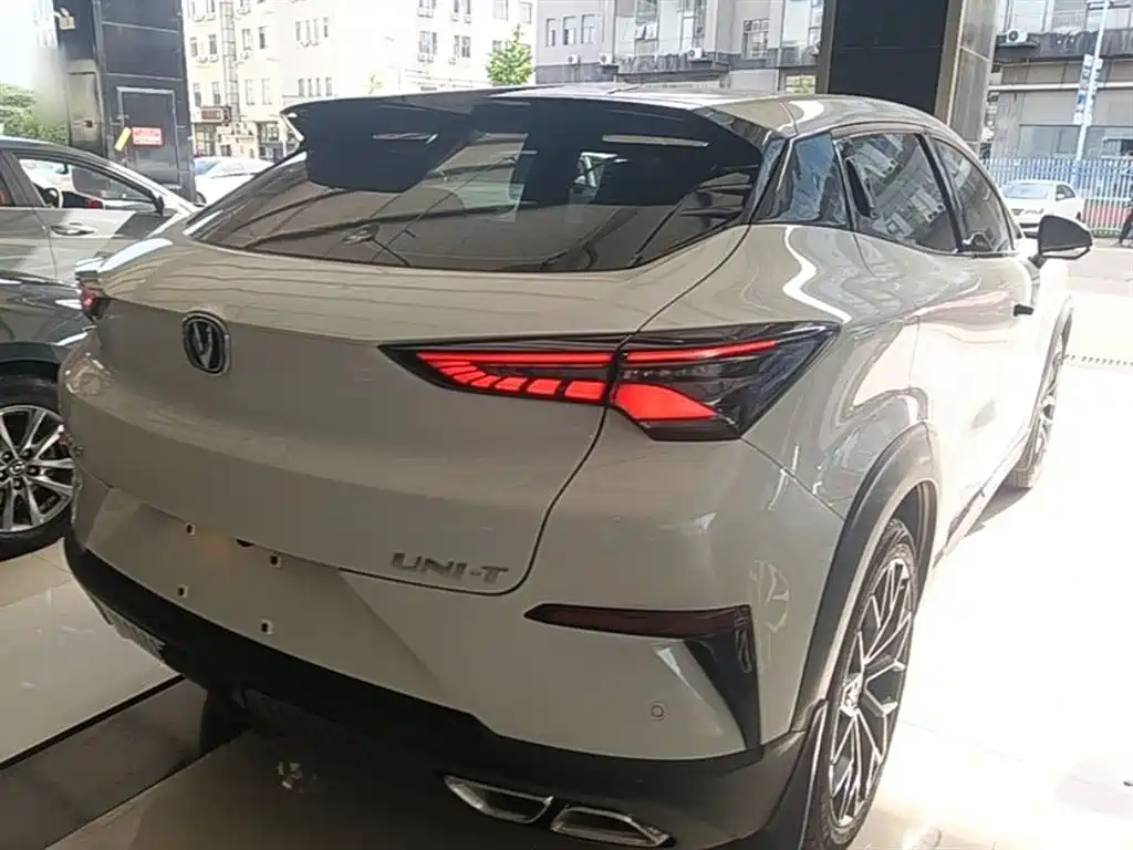 CHANGAN UNI-T