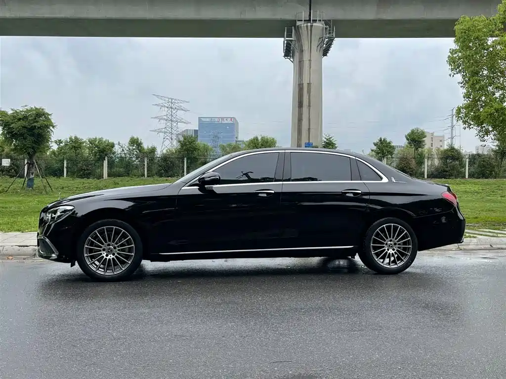 Mercedes-Benz E-Class 2023 Facelift E 260 L фото 5