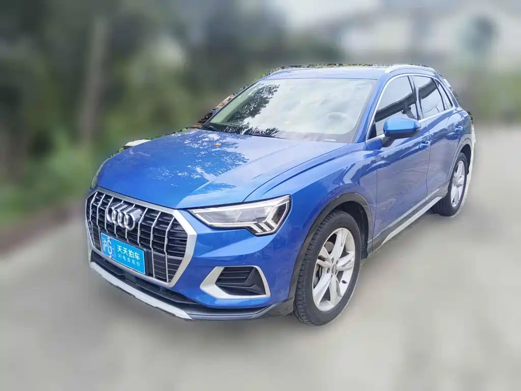 Фото 1 - Audi Q3