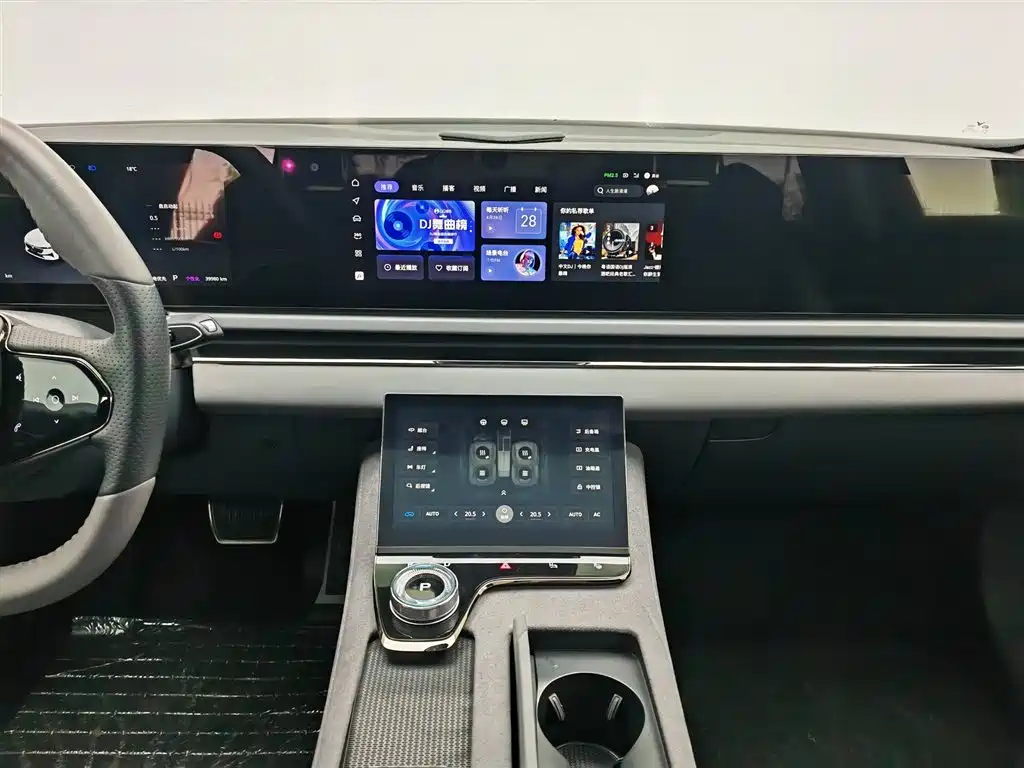 Voyah Auto VOYAH Zhuiguang 2024 PHEV AWD Ultra Long Range Flagship фото 12