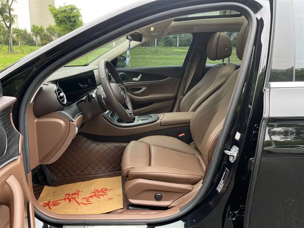 Mercedes-Benz E-Class 2023 Facelift E 260 L фото 10